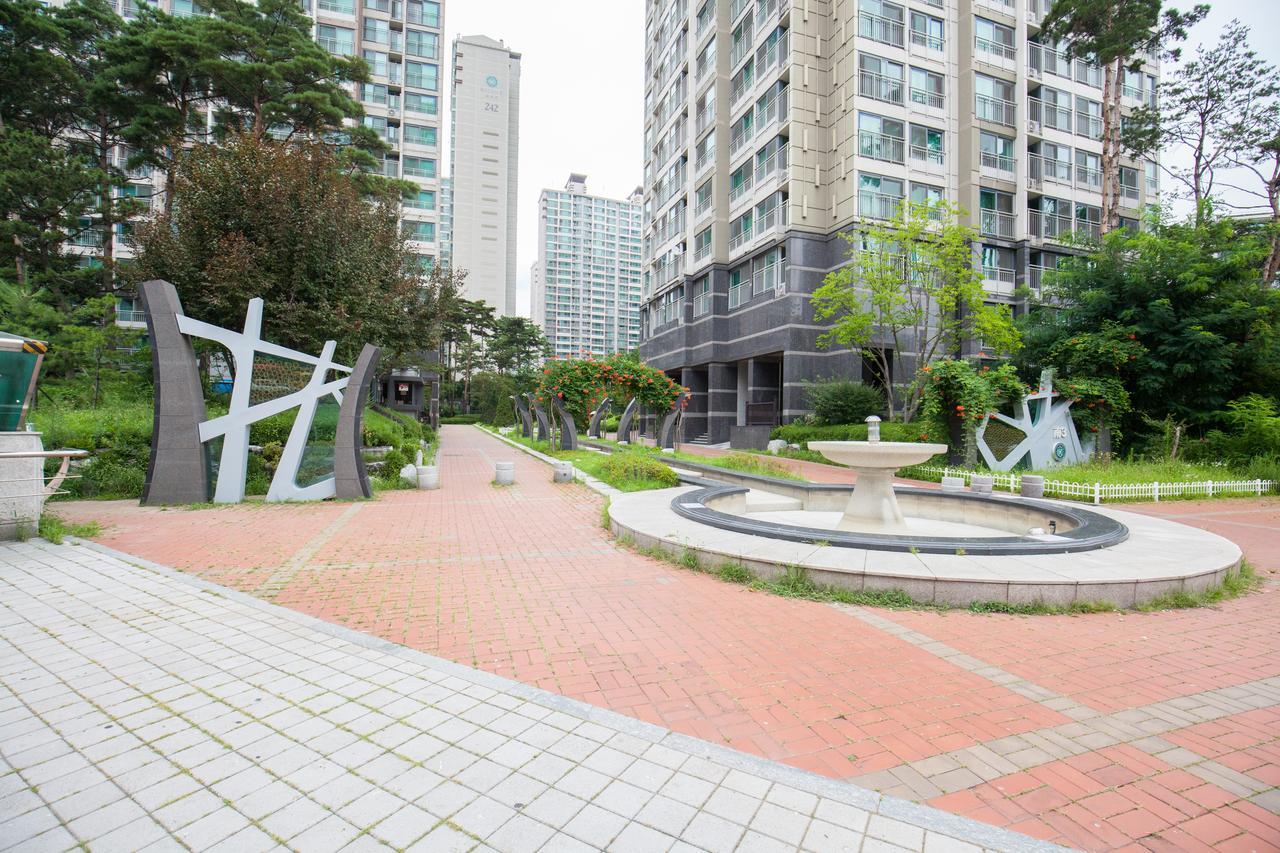 Ricenz Condominium Tower Сеул Номер фото